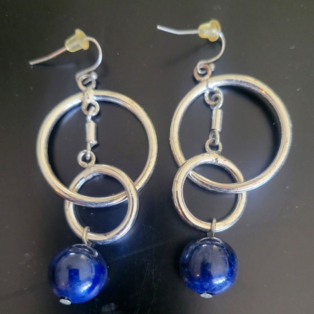 Elegant Silver and Blue Earrings Set - Picture 1 of 3